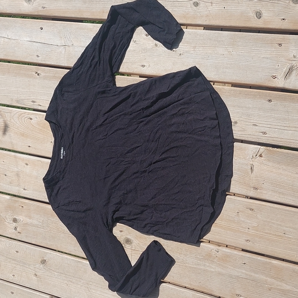 Old Navy top‎
